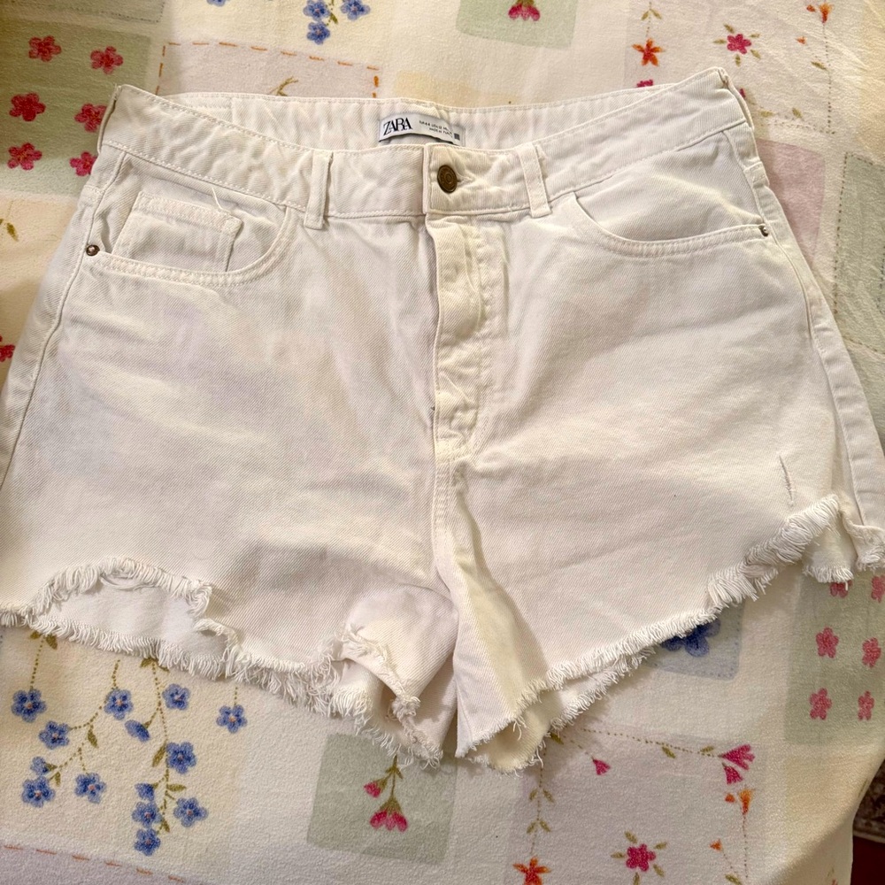 Zara White Jean Shorts Distressed High-Waisted